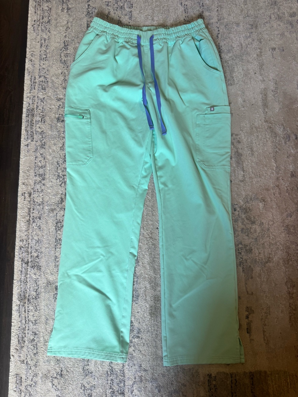 Figs Women’s Seafoam Drawstring Scrubs with Blue Tie